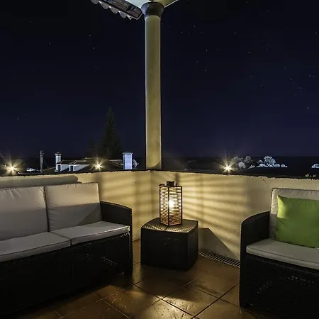 別荘 Casa Do Cerco Água de Pau